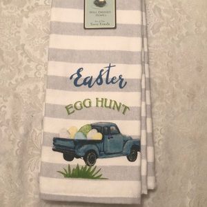 NWT Well Easter kitchen towels